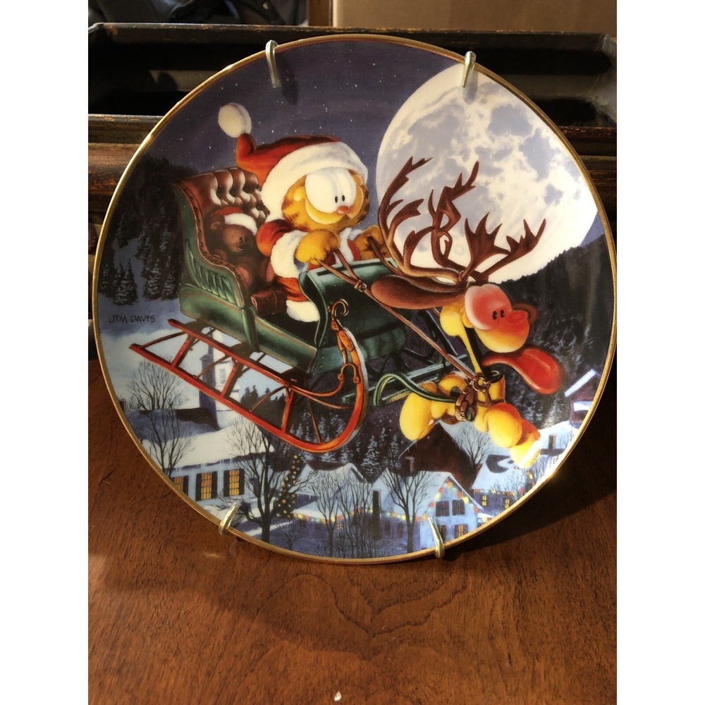 Danbury Mint Garfield Christmas Plate A One Dog Open Sleigh Jim Davis M6195 8"